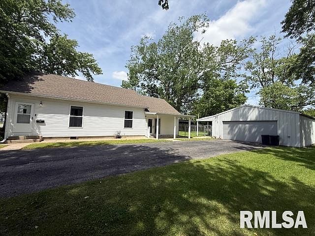1st image of 607 N McLaren St