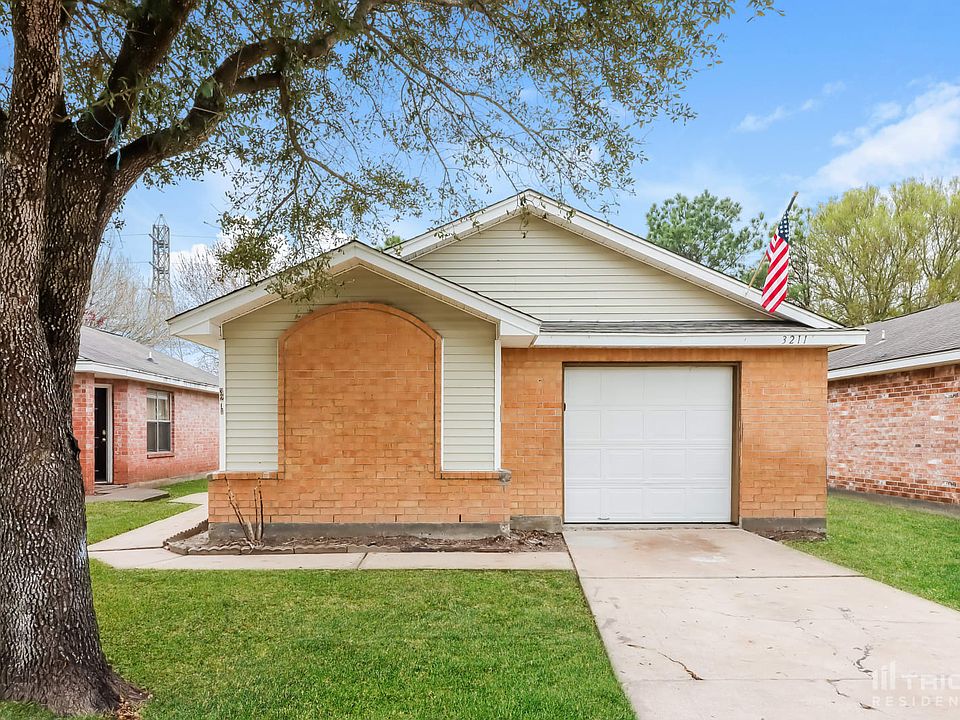 1st image of 3211 Boynton Dr