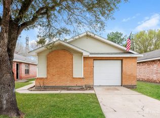 3211 Boynton Dr, Houston, TX 77045