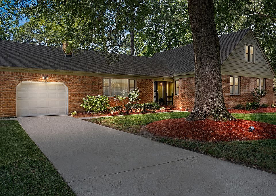 1st image of 4605 W Ferry Plantation Cir