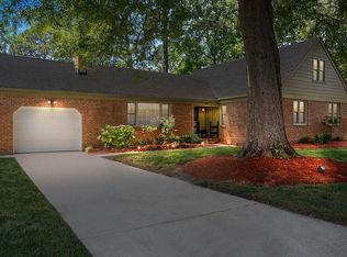 4605 W Ferry Plantation Cir, Virginia Beach, VA 23455