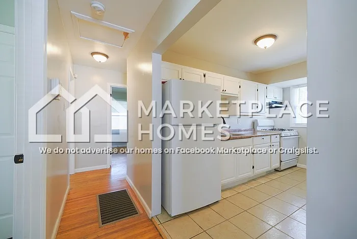 312 Banff Cir — Photo 9