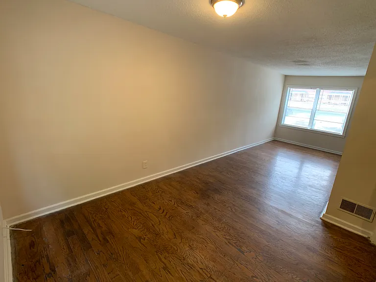 1691 Valley Ave — Photo 68