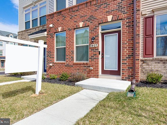 4th image of 3927 Small Roundtop Rd