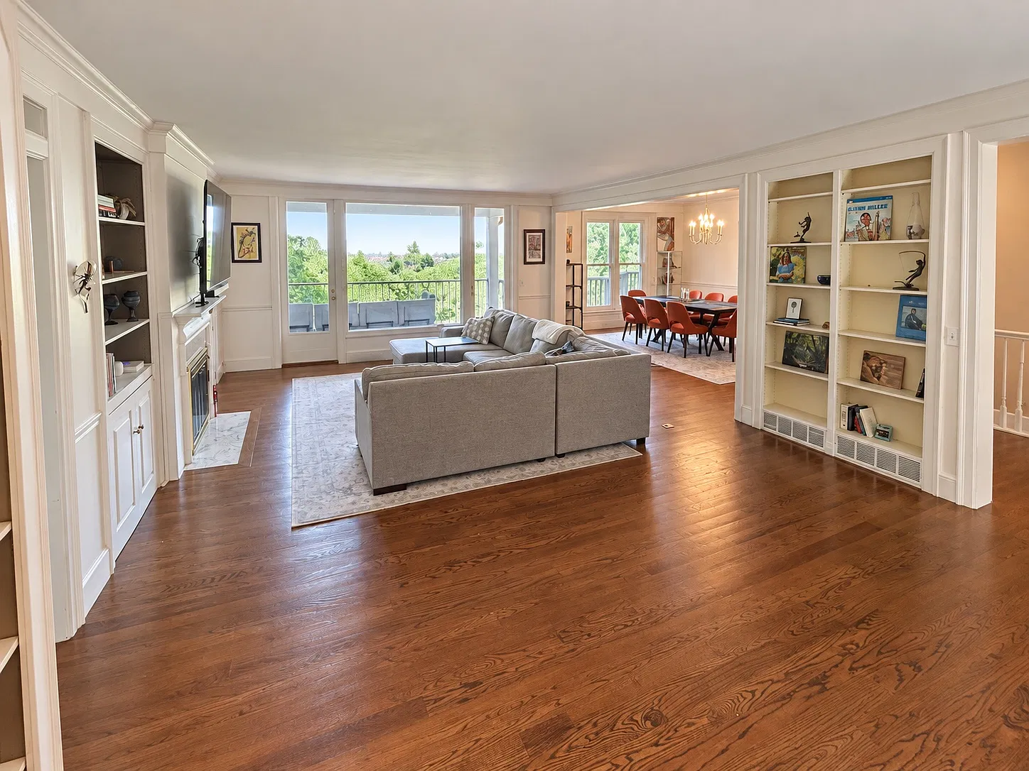 3 bed, 3.5 bath, 3500 sqft, $5,950 — Photo 3