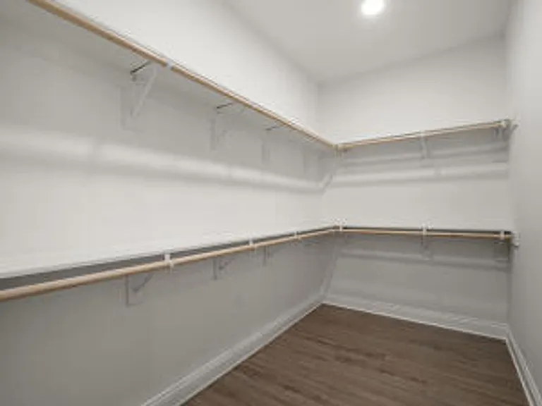 1281 Miller St — Photo 12