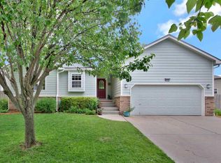 4321 N Rushwood Cir, Wichita, KS 67226