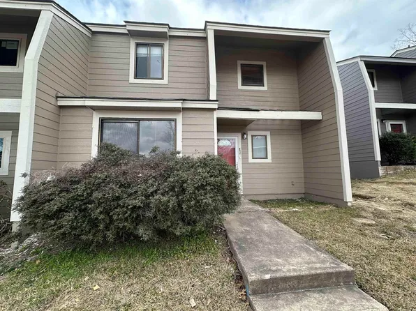 2001 Reservoir Rd APT 12, Little Rock, AR 72227