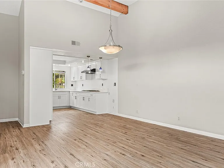 2110 Rockefeller Ln #2 — Photo 15