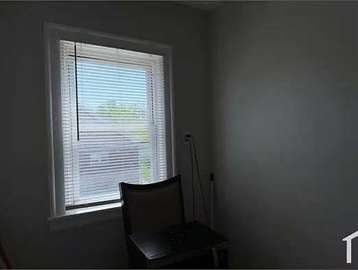 2 bed, 1123 sqft, $925 — Photo 3