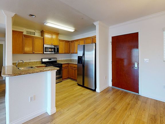 4th image of 7925 Ventura Canyon Ave Unit 308