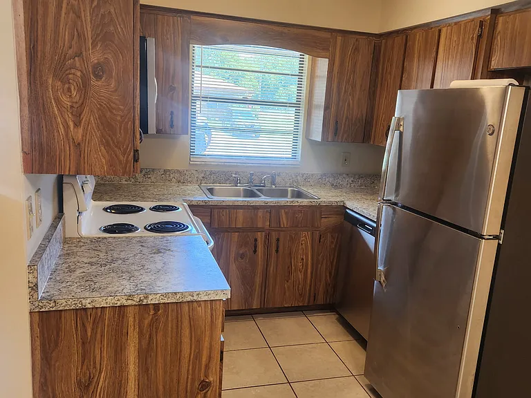 1004 Jacks St #1006 — Photo 2