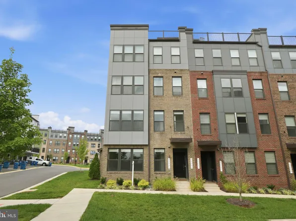 44481 Wolfhound Sq, Ashburn, VA 20147