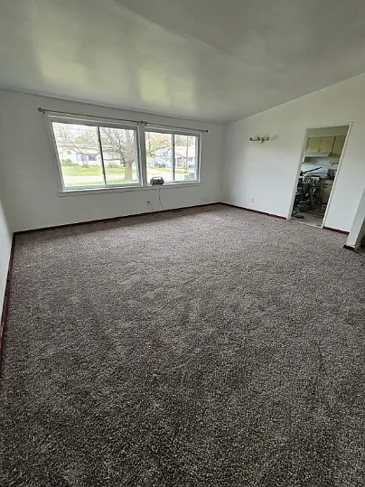 7 Evergreen Dr — Photo 4
