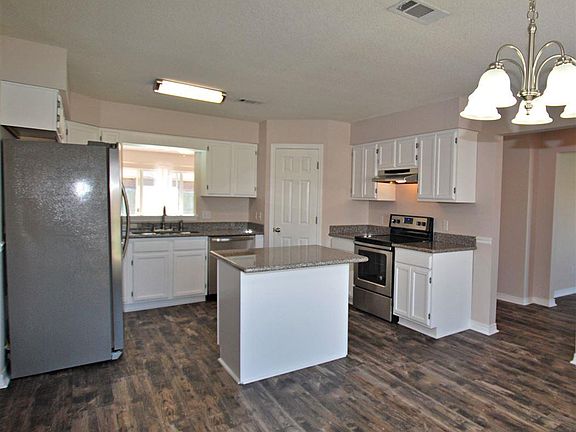 2nd image of 3081 Myrshine Dr