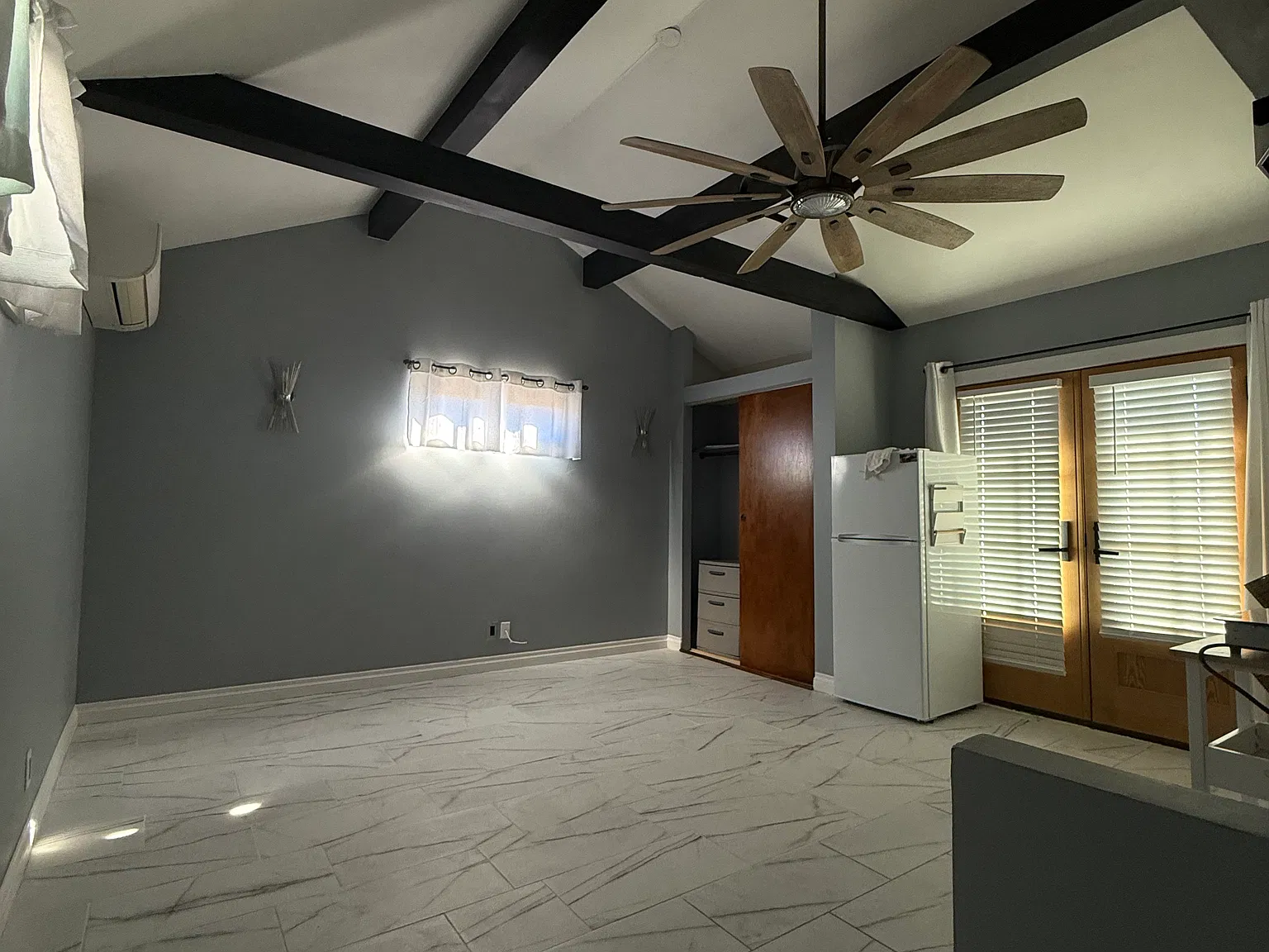 13647 Jackson St — Photo 3