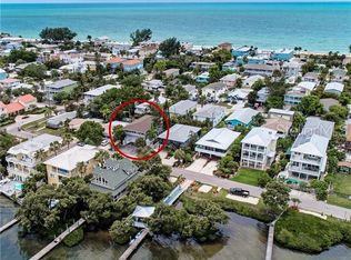 2406 Avenue A, Bradenton Beach, FL 34217