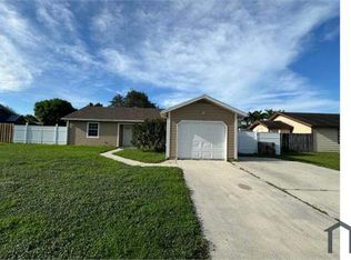 10115 Patience Ln, Royal Palm Beach, FL 33411
