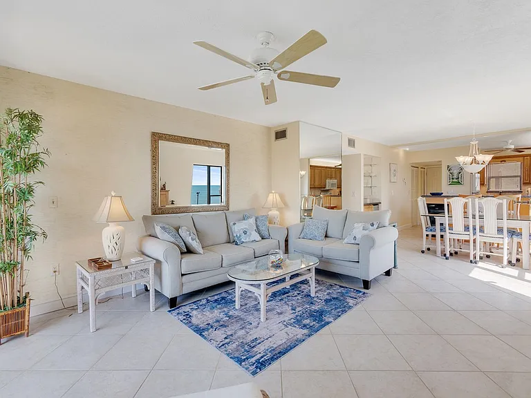 3939 Ocean Dr #401B — Photo 5