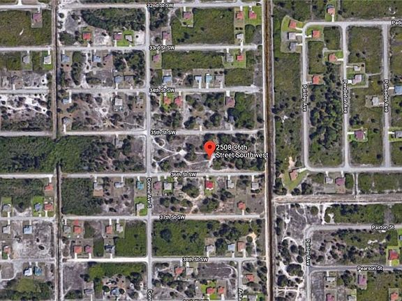 4th image of 2514 36th St SW