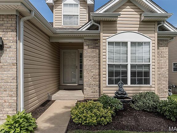 2nd image of 807 Elaine Dr