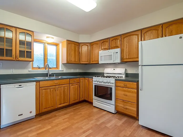 6400 Ruffin Rd — Photo 13