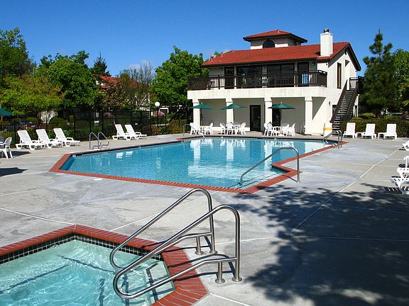 3rd image of 5016 Paseo Padre Pkwy #125