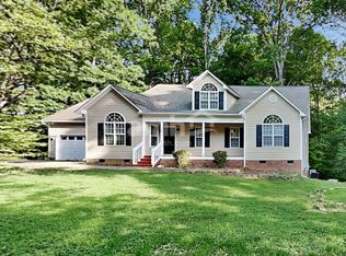 1604 Middle Ridge Dr, Willow Spring, NC 27592