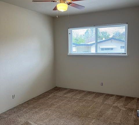 5th image of 176 Towne Ter #7