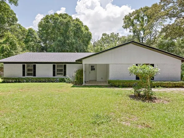 742 Squirrel Dr, Newton, AL 36352
