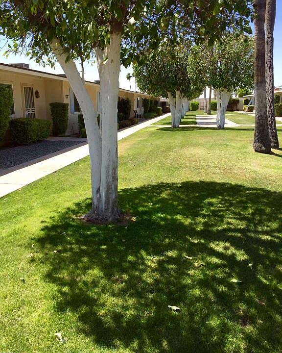 1st image of 10903 W Santa Fe Dr