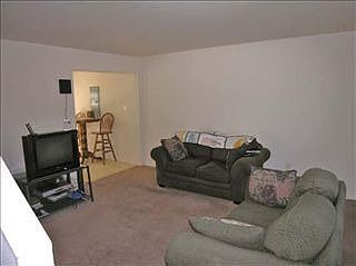 2nd image of 305 Lake St APT 21