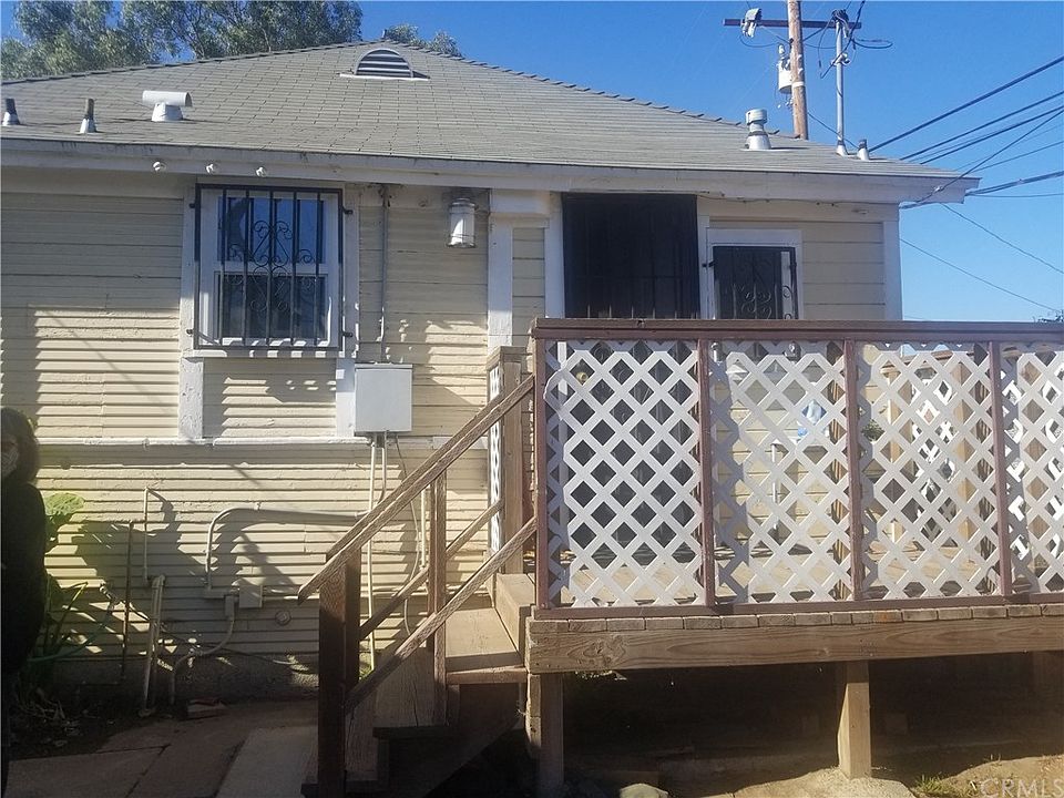 2nd image of 1892 Gardenia Ave