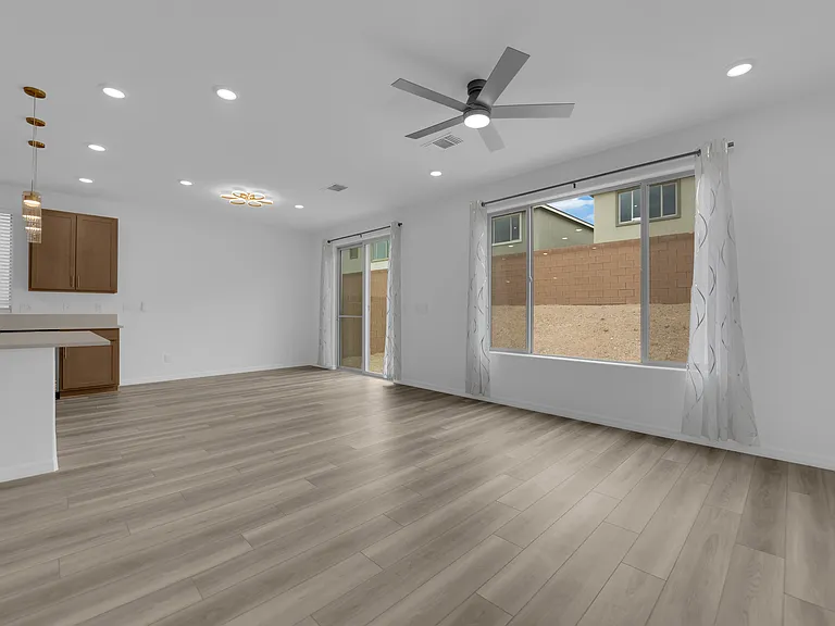 10239 Estancia Hill St — Photo 14