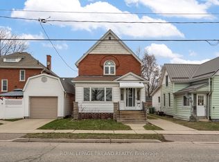 75 Chester St, Saint Thomas, ON N5R 1V7