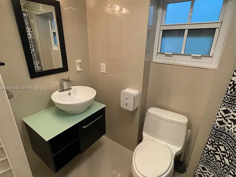 7820 Carlyle Ave — Photo 22