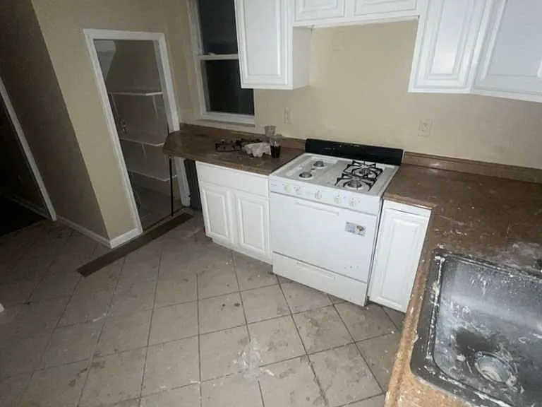 50 Halstead St #1 — Photo 6