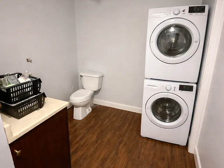 2519 Genesee St #3 — Photo 6