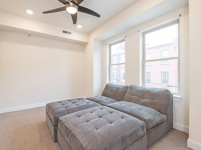1825 N Bouvier St #B — Photo 12