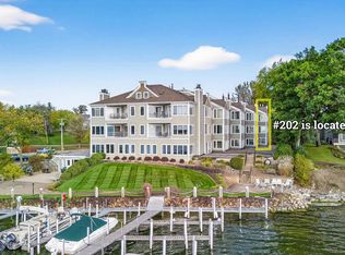 2670 Commerce Blvd APT 202, Mound, MN 55364