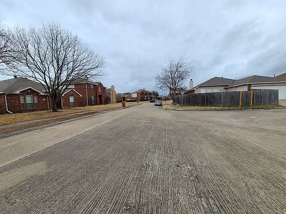 4th image of 1459 Vanderbilt Ln