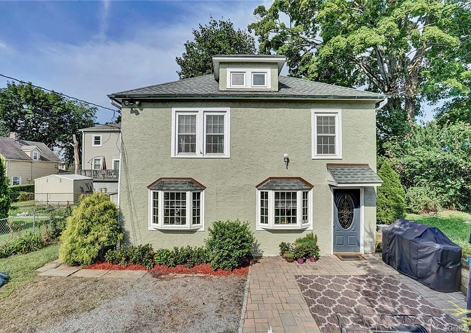 1st image of 129 Winthrop Ave