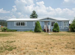 22220 N Chronicle Ln, Chattaroy, WA 99003