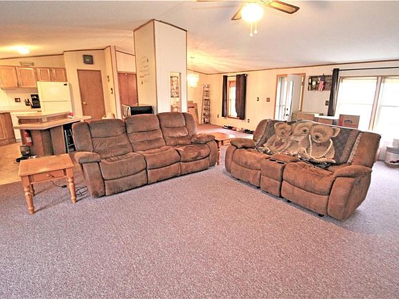 4th image of 154 Trinity Dr