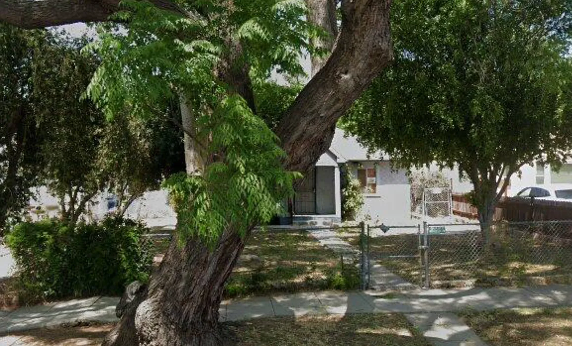 4433 Maycrest Avenue - 1 — Photo 3