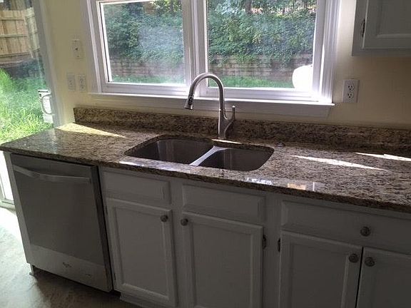 5th image of 3685 Patterstone Dr