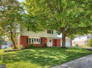 310 Glendale Dr, Shiremanstown, PA 17011