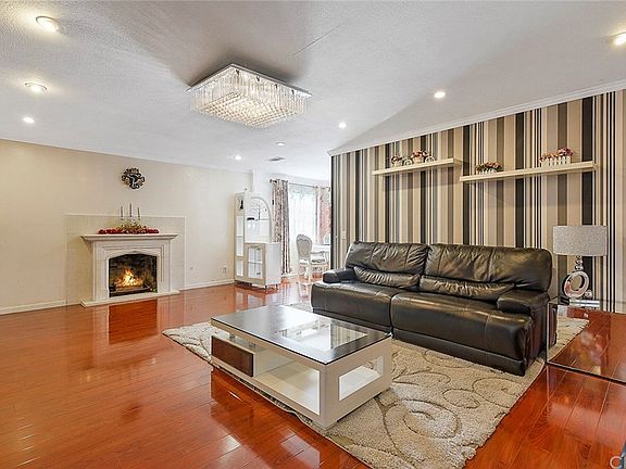 5th image of 18509 Bellorita St