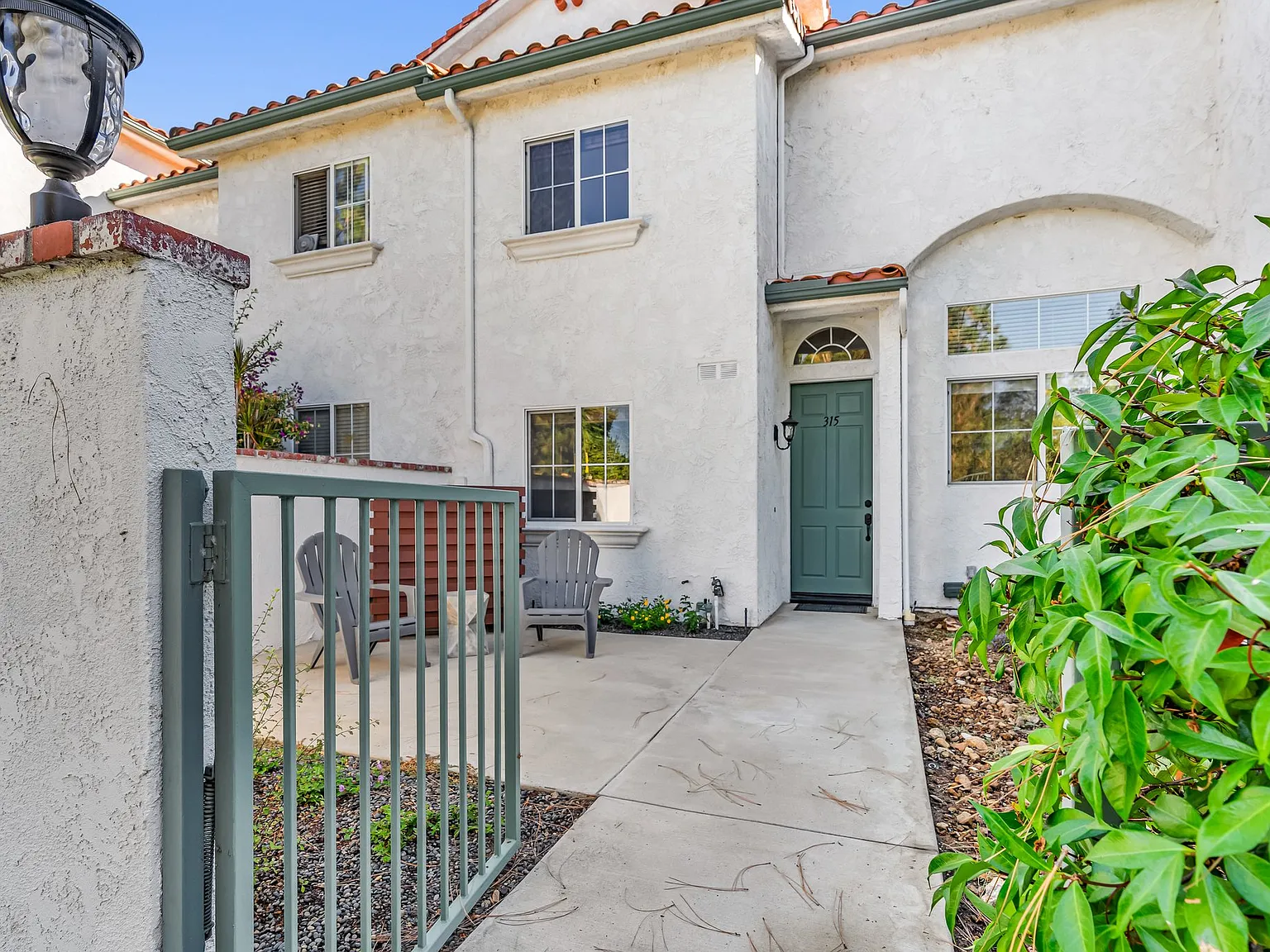 3 bed, 1680 sqft, $3,995 — Photo 3