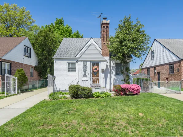 118-18 230th Street image 1 of 33